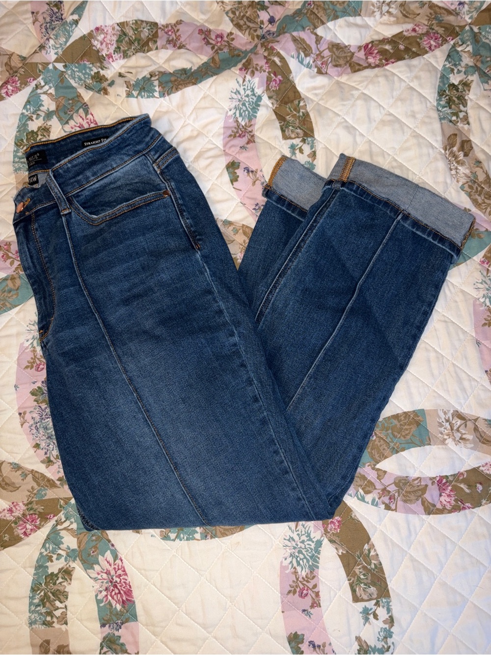 Judy Blue High-Rise Front Seam Cuffed Straight Jeans. - Picture 3 of 5